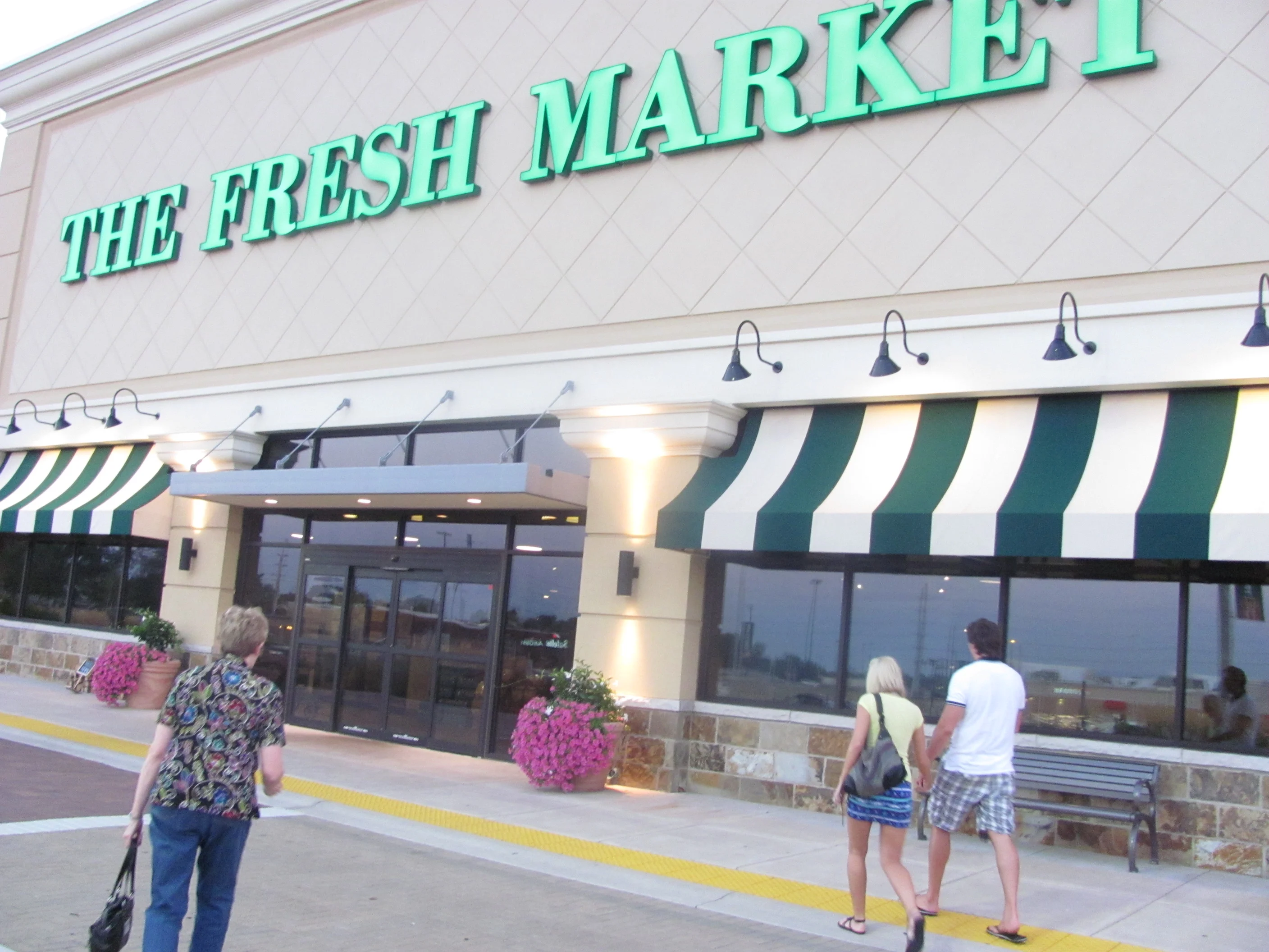 Fresh Market grocery store in Peoria, IL